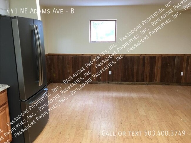 Photo - 441 NE Adams Ave Unit B