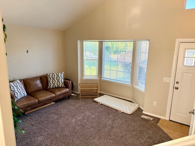 Photo - 6793 Mountain Aura Dr