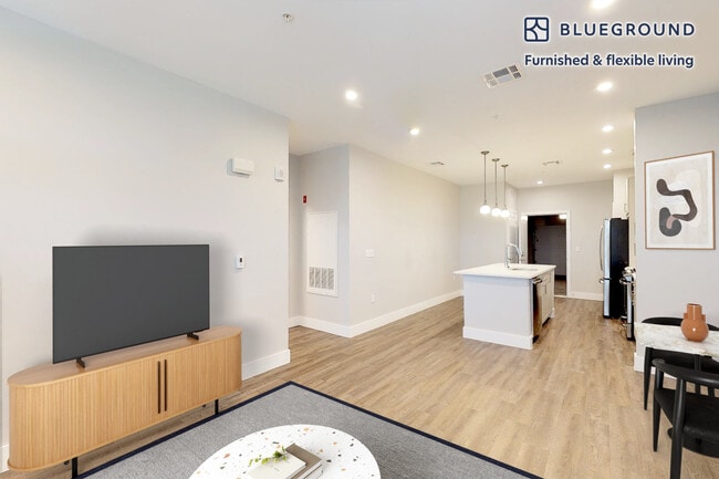 200 Bay Dr Unit SI FL1-ID6084A