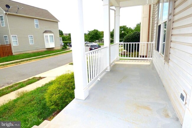Photo - 20957 Duryea Terrace