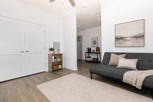 Studio Apartment