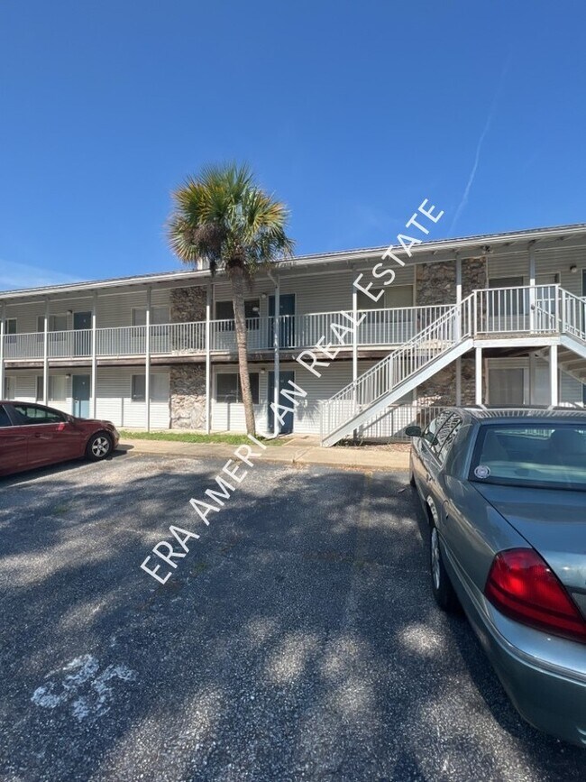 Water, Sewer, Garbage included! - Water, Sewer, Garbage included! Apartamento Unidad 50