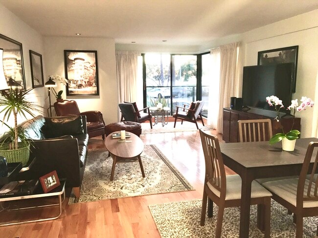 Living/ dining - 833 Ocean Ave Unit 101