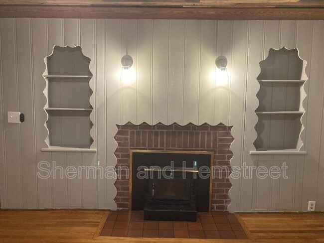 Photo - 607 East Ave