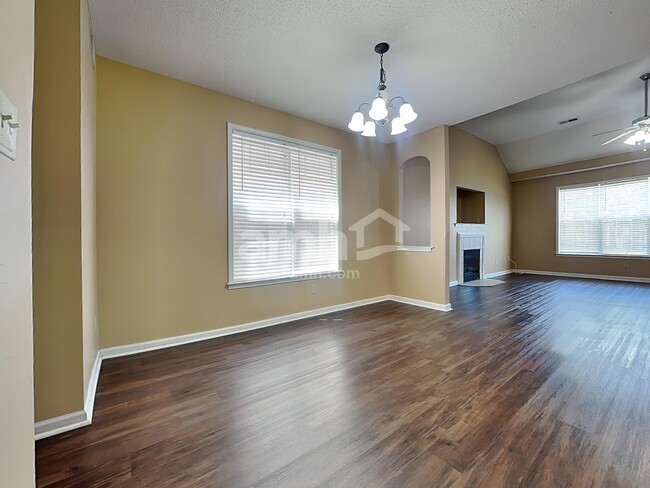 Photo - 8739 Overcup Oaks Dr
