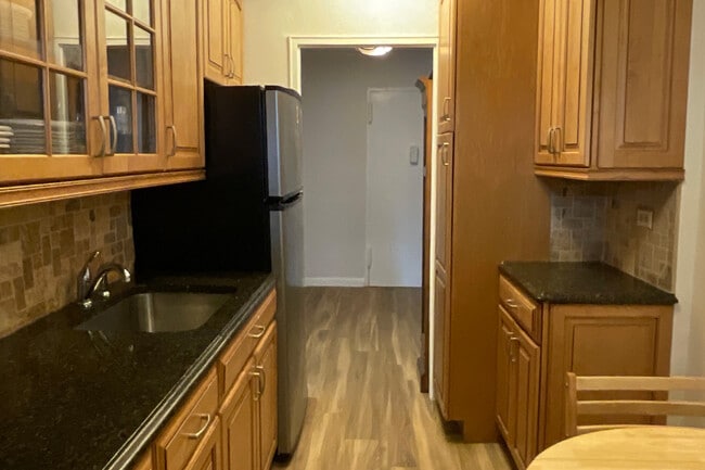 Photo - 3215 Avenue H