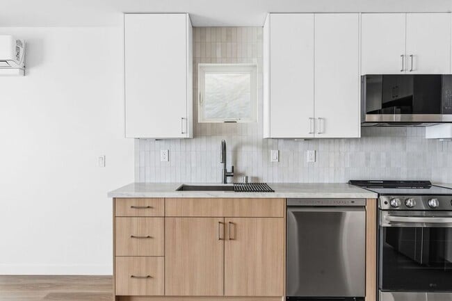 6638 Valjean Ct Unit #1