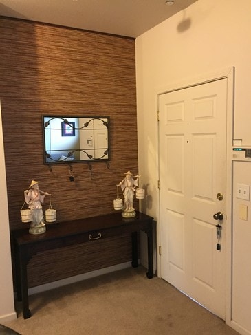 Entry - 307 Coffman St Unit 4