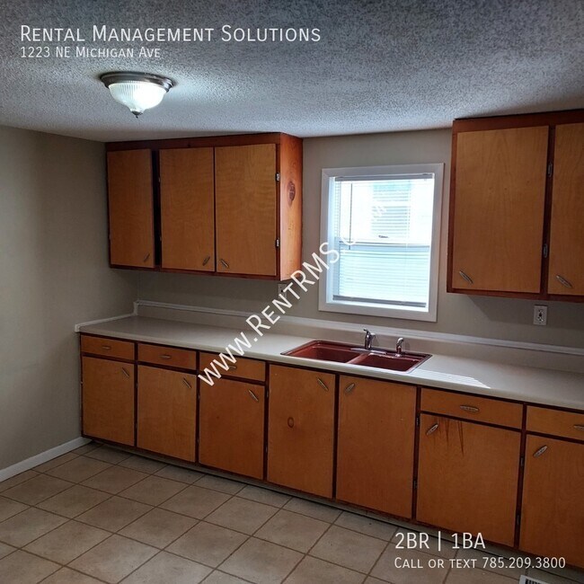 *OAKLAND AREA* 1223 NE Michigan Ave 2 BED... Rental House Rental in
