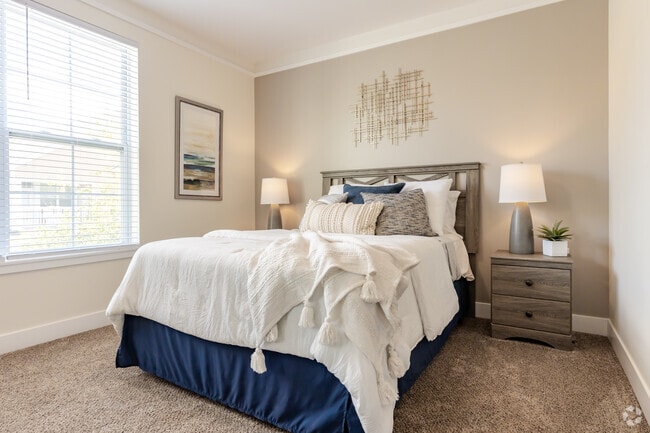 1BR, 1BA - First Bedroom