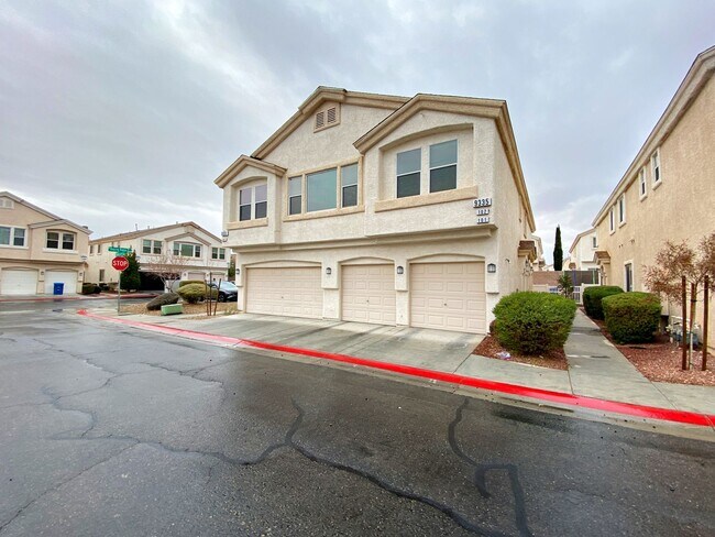 Photo - 2 BEDROOM 2 BATH TOWNHOME IN GATED COMMUNITY