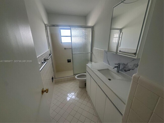 Photo - 1150 Atlantic Shores Blvd Unit 513