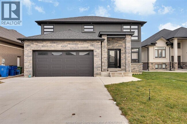 Photo - 197 Spring St