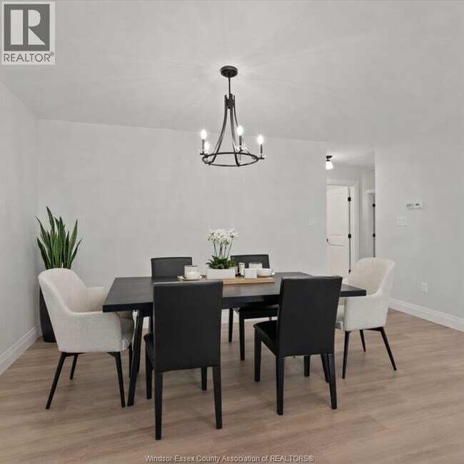 Photo - 1820 Meighen Rd