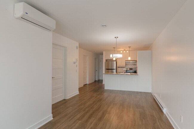 Photo - 1800 Rue Victoria Unité 303