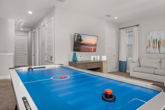 Building Photo - 301 Burma St Unit ID1369245P