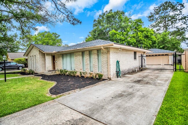 Photo - 1715 Capstan Rd