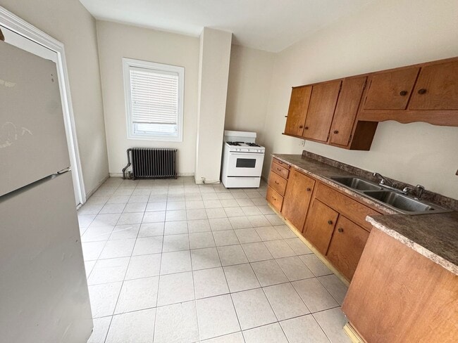 Photo - 4058 Howley St Unit 1