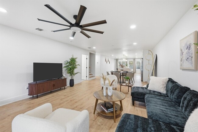 Photo - 508 W White Ave