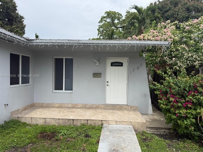 Photo - 1781 NW 16th St
