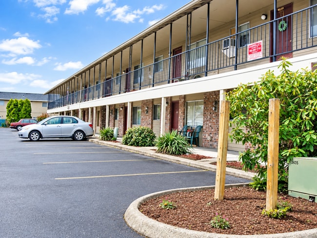 Maplecrest Apartments