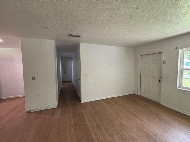 Photo - 205 S Chandler Ave