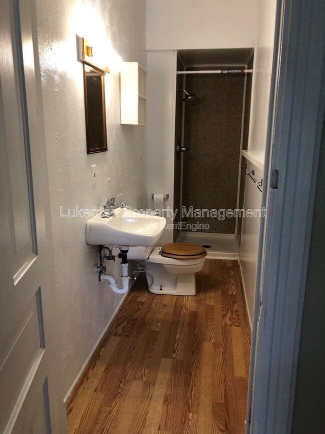 Photo - 1020 W Kalamazoo Ave Unidad 2