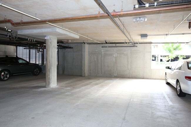 Photo - Ka Malanai at Kailua Phase II - 2 bedroom,  2 bath with 2 covered parking - $4,000. Unit 7305