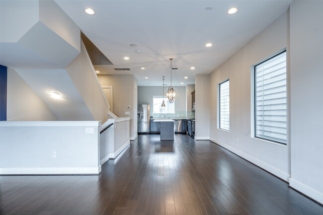 Building Photo - 3814 Leeland St Rental
