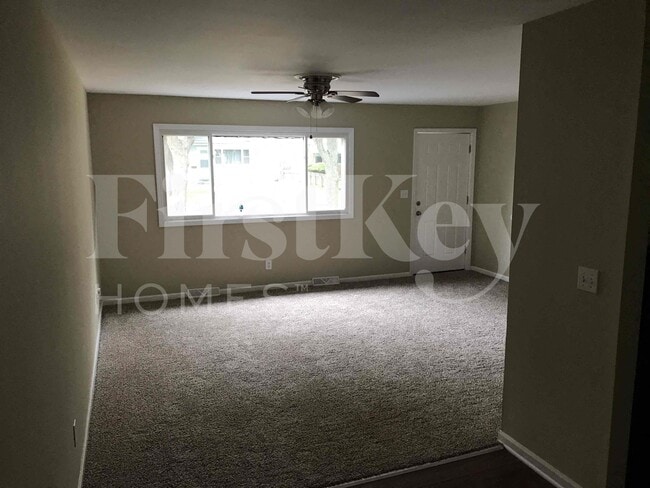 Photo - 955 Lorraine Ave