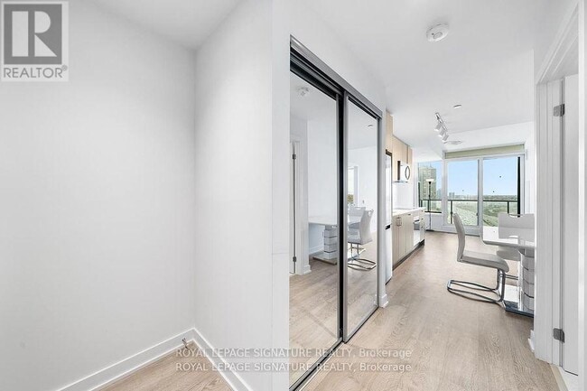 Photo - 1928 Lake Shore Blvd W Unit 2115