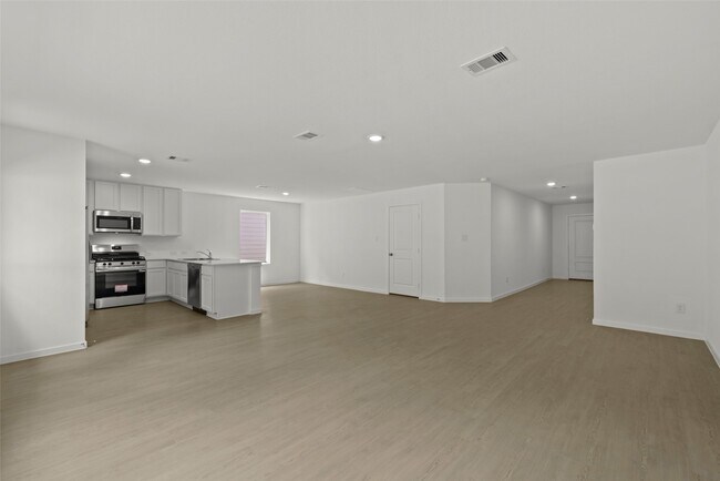Photo - 1407 Cedar Plns Ct