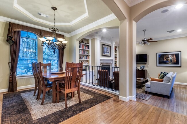 Photo - 4512 Rose St