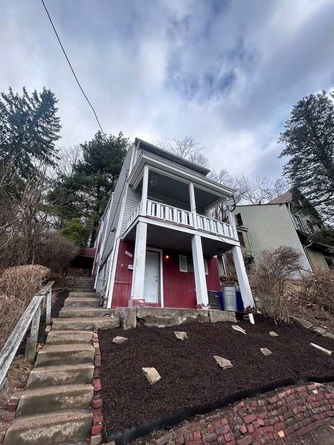 Photo - Spacious 2 bedroom 1 bathroom single family home (Marshall-Shadeland)