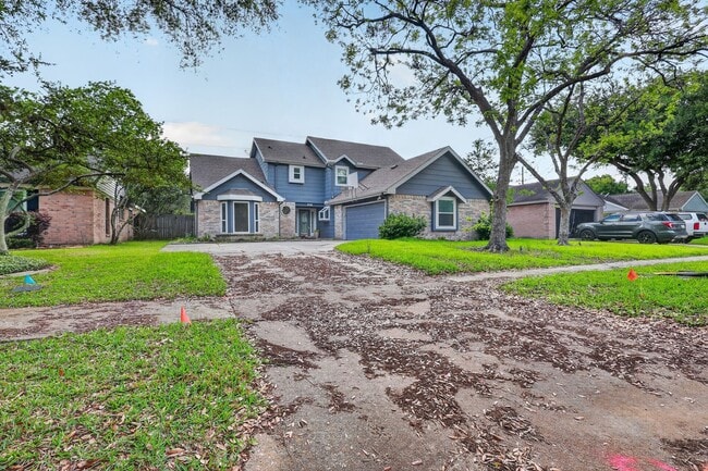 Photo - 417 W Hillary Cir