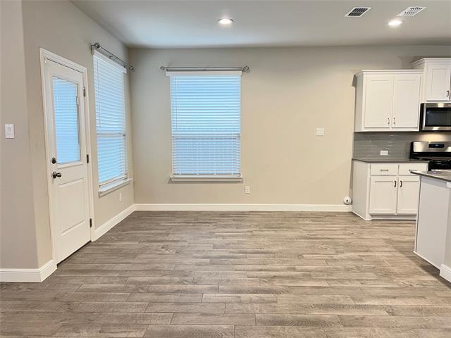 Photo - 15748 Putney Wy