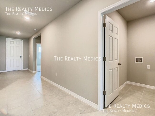 Photo - 709 Alta Vista Ct