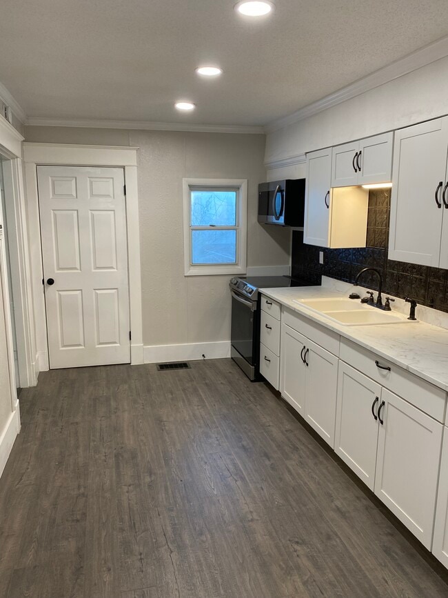 Photo - 1921 18th St