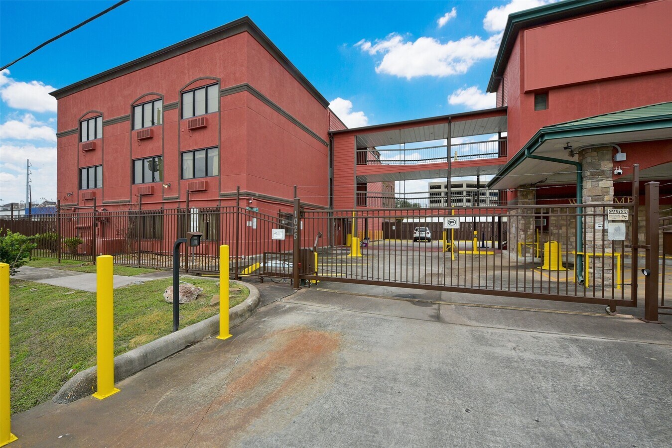 Photo - 1025 Swanson St Unit 211