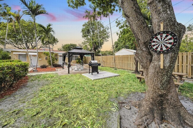 Photo - 1420 Miami Rd