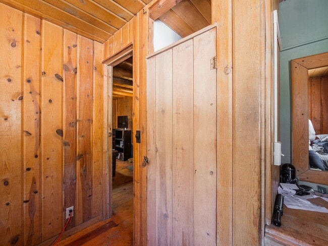 Photo - 6537 S Brook Forest Rd