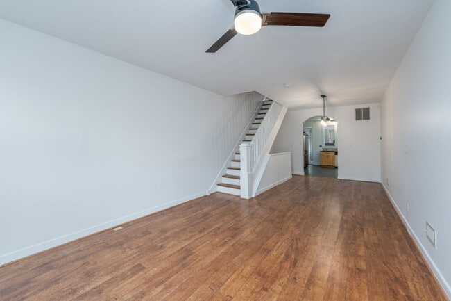 Photo - 5 N Linwood Ave