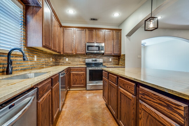 Photo - 2714 Merida Ave