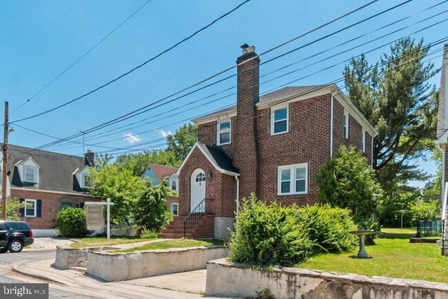 Photo - 3027 Lavender Ave