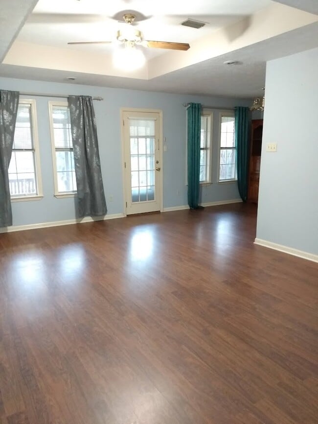 Photo - 2140 Cedar Oaks Dr