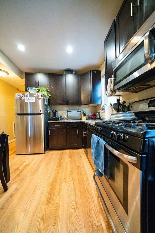 Photo - 35 Calumet St Unit 2