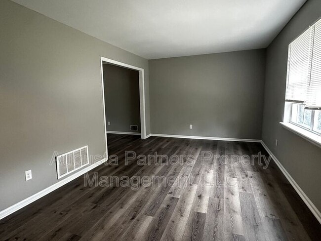 Photo - 4565 Rockdale Ct