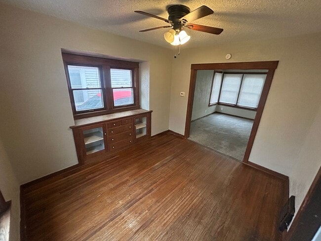 Photo - Charming 3-bed, 1-bathroom house located in North End Toledo, OH.
