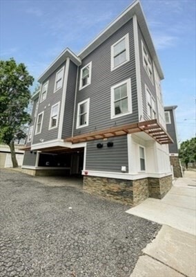 Building Photo - 108 Gilman St Unit 2