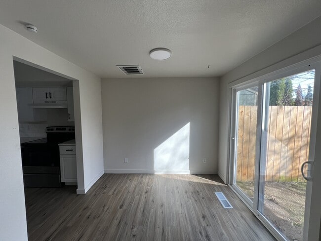 Photo - 1094-1098 46th Pl SE Unit 1096